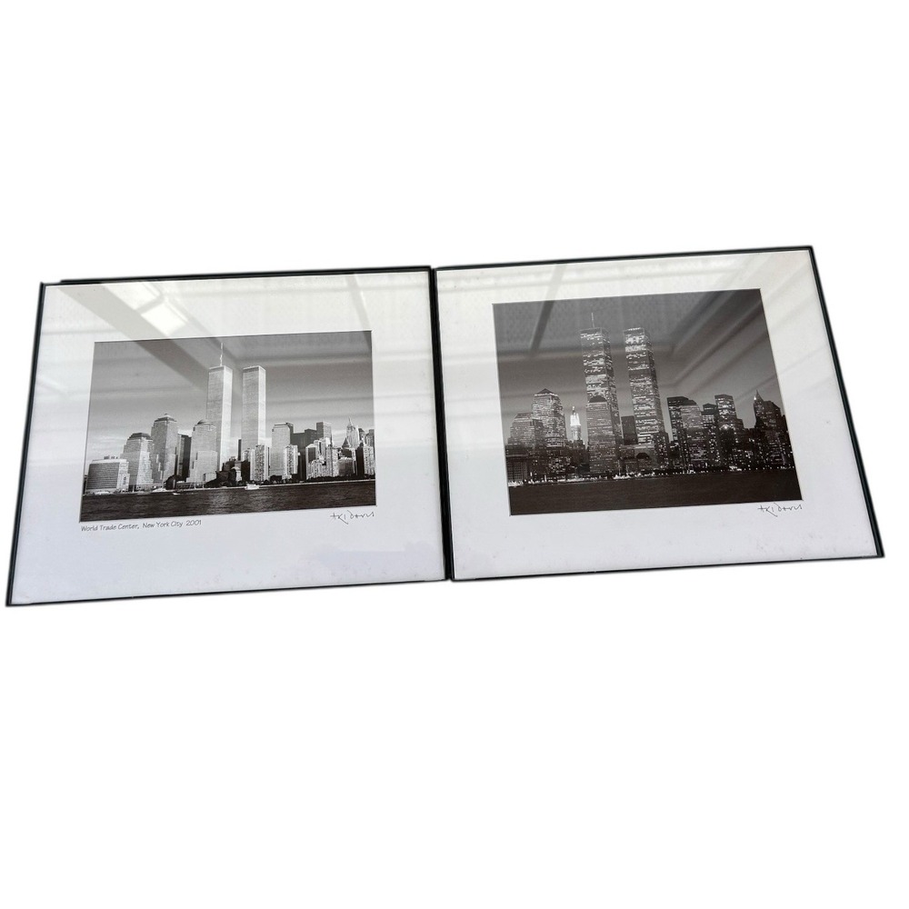 Signed Aki‎ Davis World Trade Center NYC 2001 Twin Towers Framed Photos X2